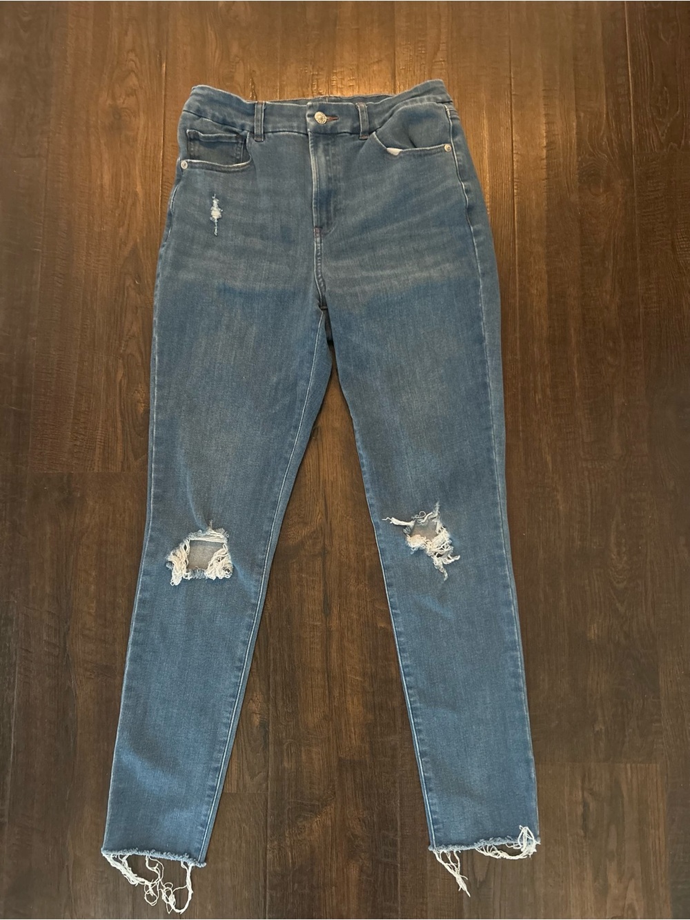 Express Women’s Blue Distressed High-Rise Jeans